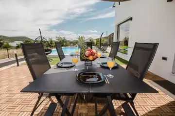 3-Bedroom Holiday House in Gaćelezi for 6