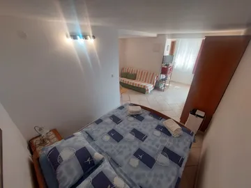 Primošten Studio Apartment for 2 with Parking