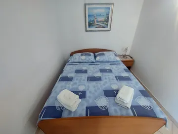 Primošten Studio Apartment for 2 with Parking