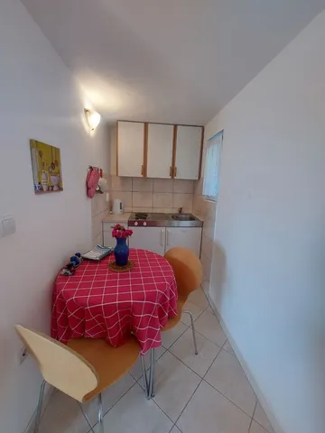 Primošten Studio Apartment for 2 with Parking