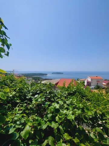 2-Bedroom Apartment in Primošten with Parking