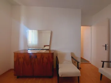 2-Bedroom Apartment in Primošten with Parking