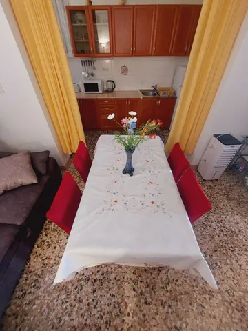 2-Bedroom Apartment in Primošten with Parking