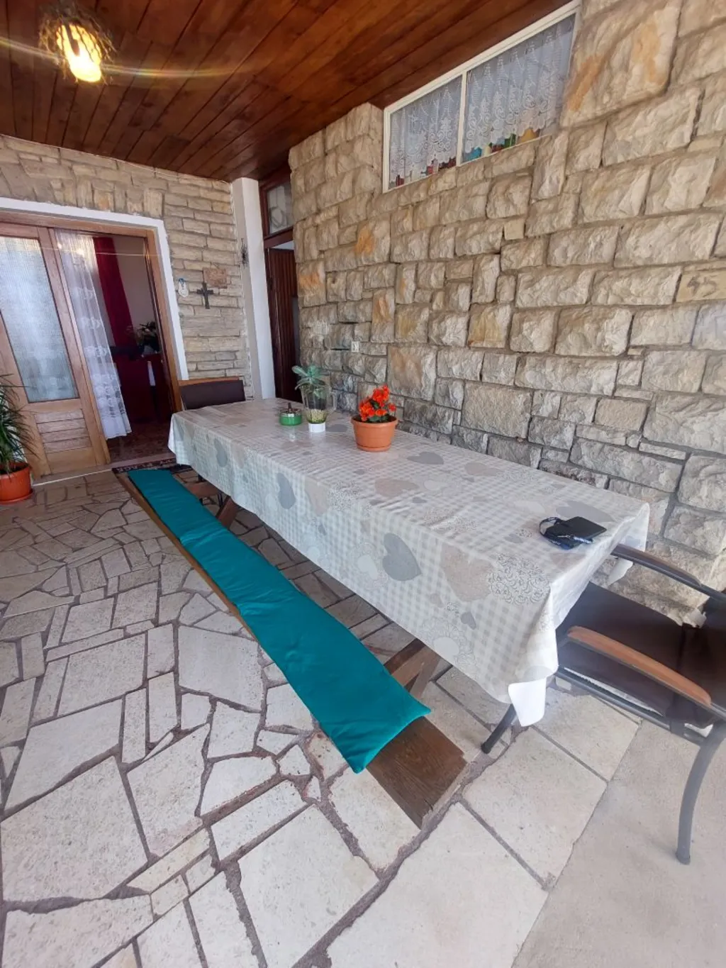 2-Bedroom Apartment in Primošten with Parking