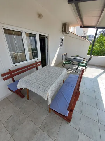 2-Bedroom Apartment in Primošten for 4 Guests