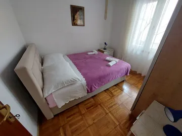 2-Bedroom Apartment in Primošten for 4 Guests