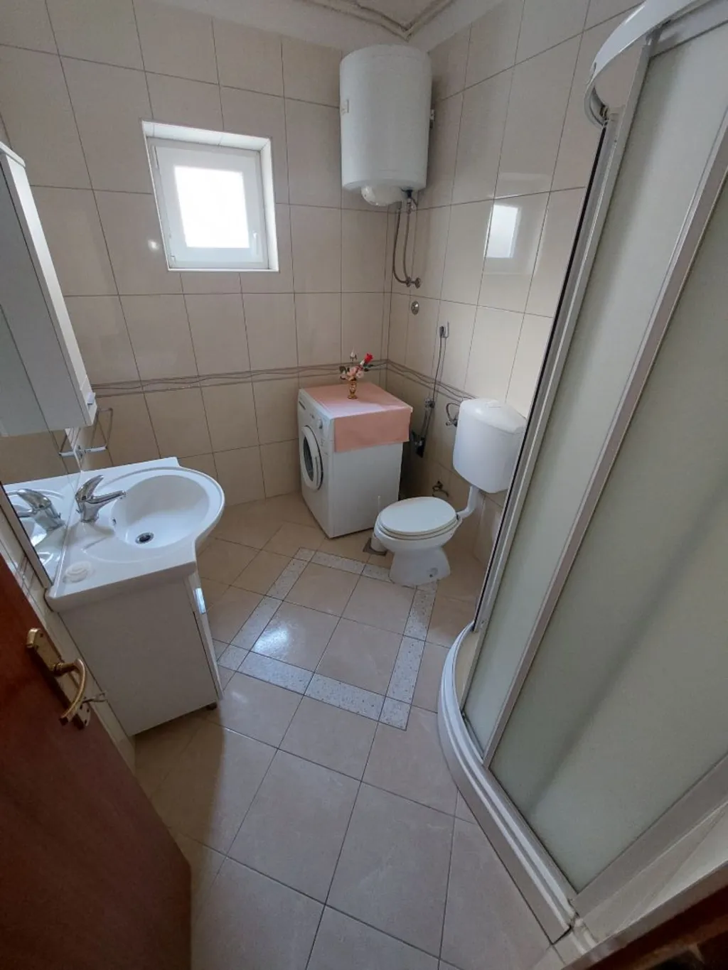 2-Bedroom Apartment in Primošten for 4 Guests
