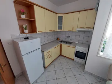 2-Bedroom Apartment in Primošten for 4 Guests