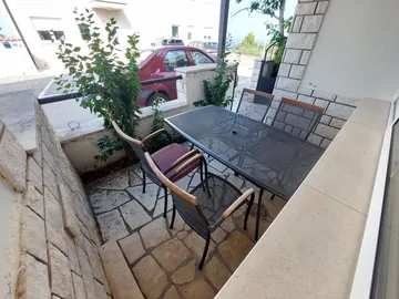 2-Bedroom Apartment in Primošten for 4 Guests