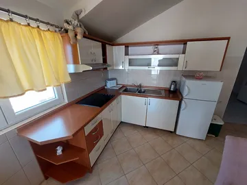 Two-Bedroom Apartment in Primošten for 4
