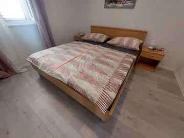 Srima Vodice 2-Bedroom Apartment for 4 Guests