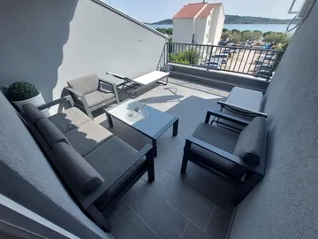 Srima Vodice 2-Bedroom Apartment for 4 Guests