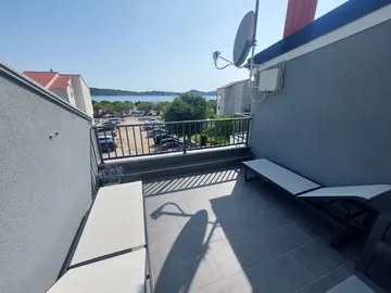 Srima Vodice 2-Bedroom Apartment for 4 Guests