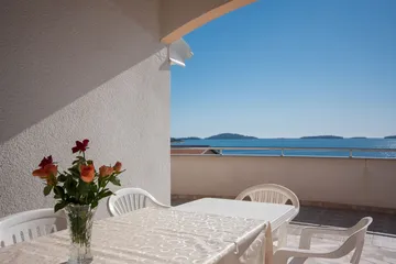 4-Bedroom Apartment in Brodarica for 8 Guests