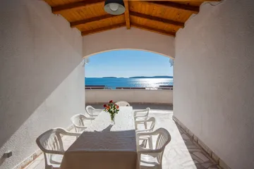 4-Bedroom Apartment in Brodarica for 8 Guests