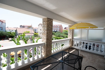 2-Bedroom Apartment in Vodice (Up to 6 Guests)