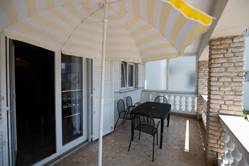 2-Bedroom Apartment in Vodice (Up to 6 Guests)