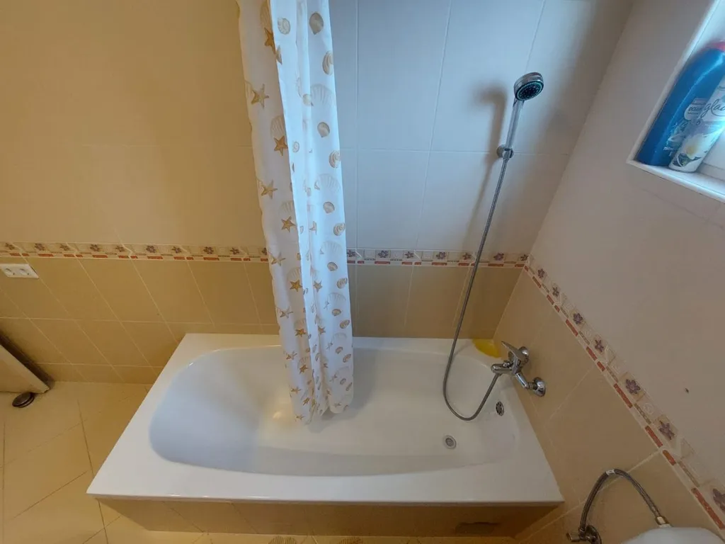Vodice Two-Bedroom Apartment for 4 Guests with Parking