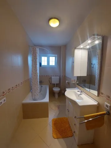 Vodice Two-Bedroom Apartment for 4 Guests with Parking