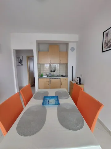 Vodice Two-Bedroom Apartment for 4 Guests with Parking