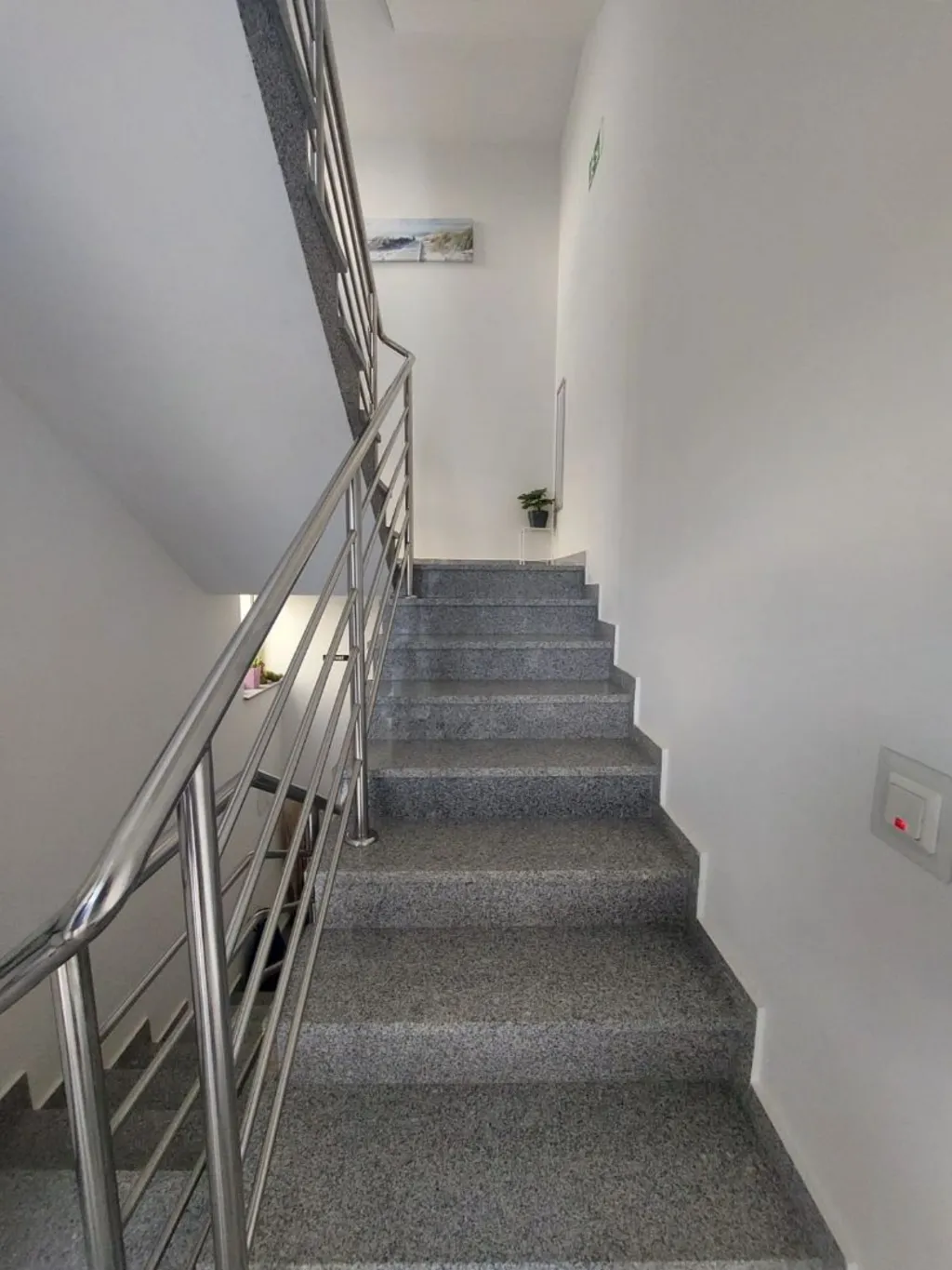 Vodice Two-Bedroom Apartment for 4 Guests with Parking