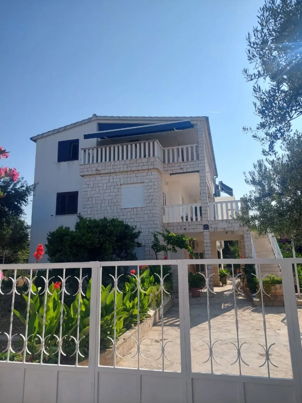 1-Bedroom Apartment in Rogoznica for 2 Guests