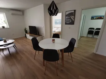 Two-Bedroom Apartment in Šibenik (Sleeps 4)