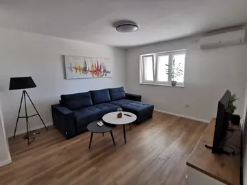 Two-Bedroom Apartment in Šibenik (Sleeps 4)