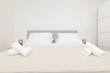 One-Bedroom Apartment in Mali Lošinj for 3-4 Guests