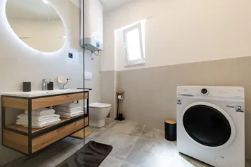 One-Bedroom Apartment in Mali Lošinj for 3-4 Guests
