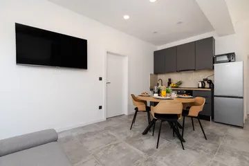 One-Bedroom Apartment in Mali Lošinj for 3-4 Guests