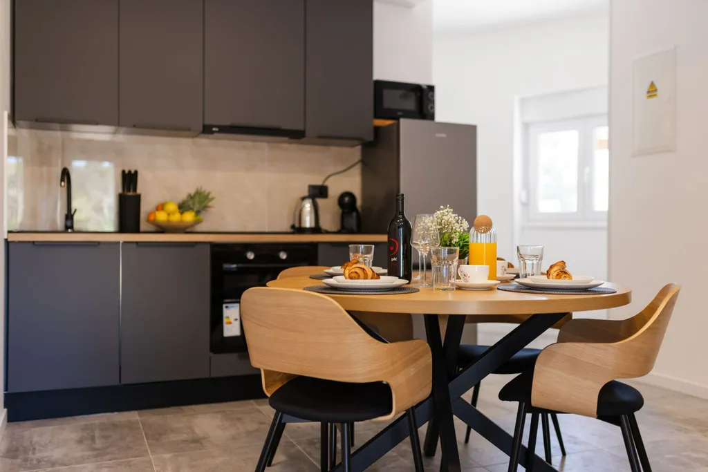 One-Bedroom Apartment in Mali Lošinj for 3-4 Guests