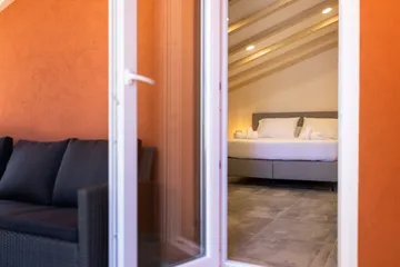 One-Bedroom Apartment in Mali Lošinj with Balcony