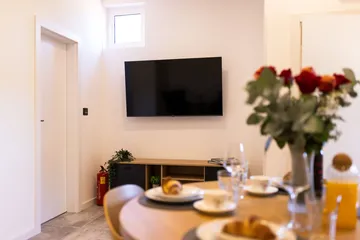 One-Bedroom Apartment in Mali Lošinj with Balcony