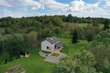 Villa with Private Hot Tub in Rakovica (Up to 13)