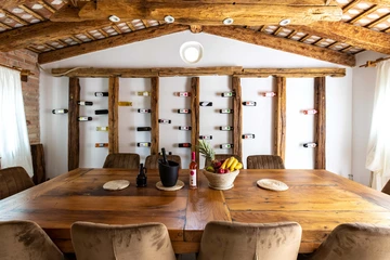 4-Bedroom Villa in Žudetići (Up to 8 Guests)