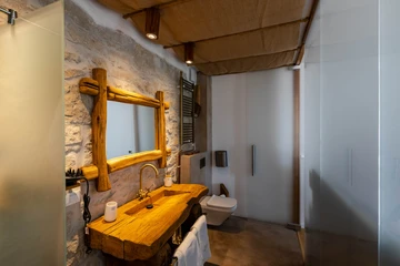 4-Bedroom Villa in Žudetići (Up to 8 Guests)