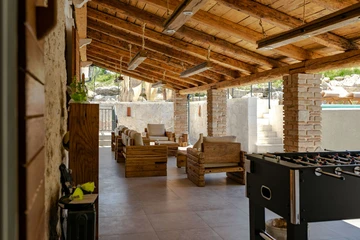 4-Bedroom Villa in Žudetići (Up to 8 Guests)