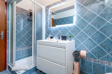 Sea-View Apartment with 1 Bedroom in Baška