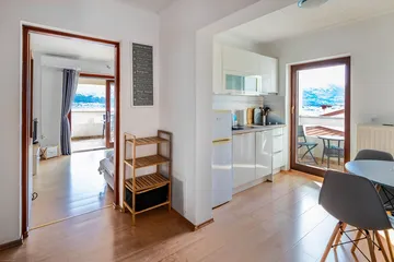 Sea-View Apartment with 1 Bedroom in Baška