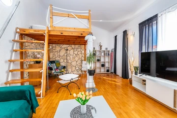 1-Bedroom Apartment with Parking in Baška