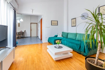 1-Bedroom Apartment with Parking in Baška