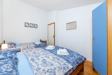 1-Bedroom Apartment with Parking in Baška