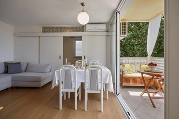 2-Bedroom Apartment in Dubrovnik with Balcony