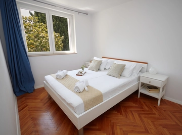2-Bedroom Apartment in Dubrovnik with Balcony