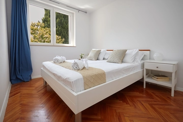 2-Bedroom Apartment in Dubrovnik with Balcony