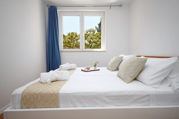 2-Bedroom Apartment in Dubrovnik with Balcony