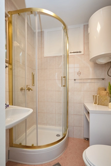 2-Bedroom Apartment in Dubrovnik with Balcony