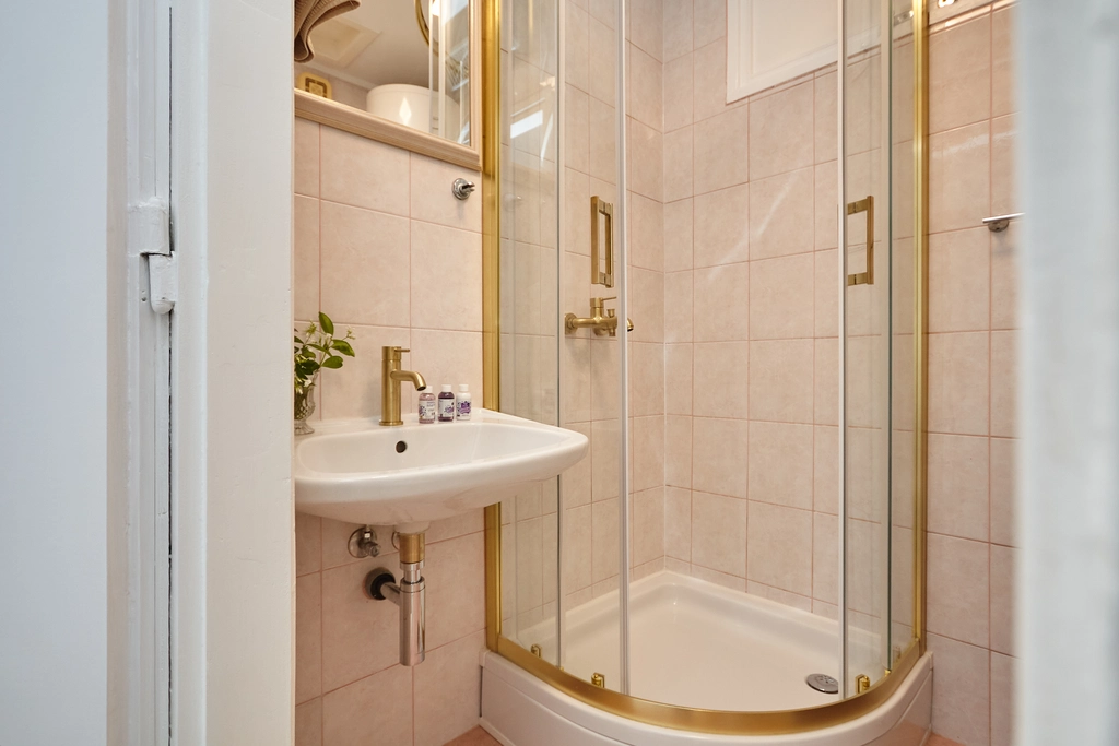 2-Bedroom Apartment in Dubrovnik with Balcony