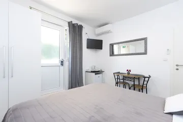 Air-Conditioned Apartment for 2 in Dubrovnik